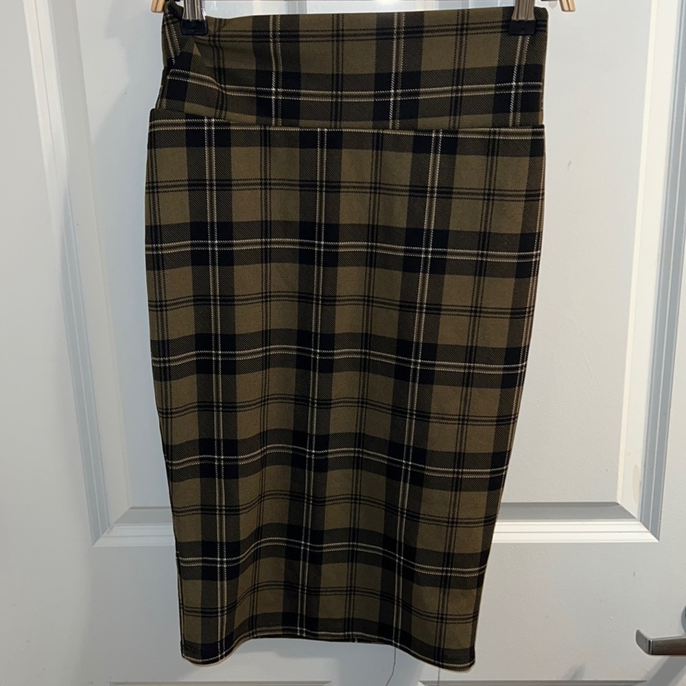 Hunter green skirt